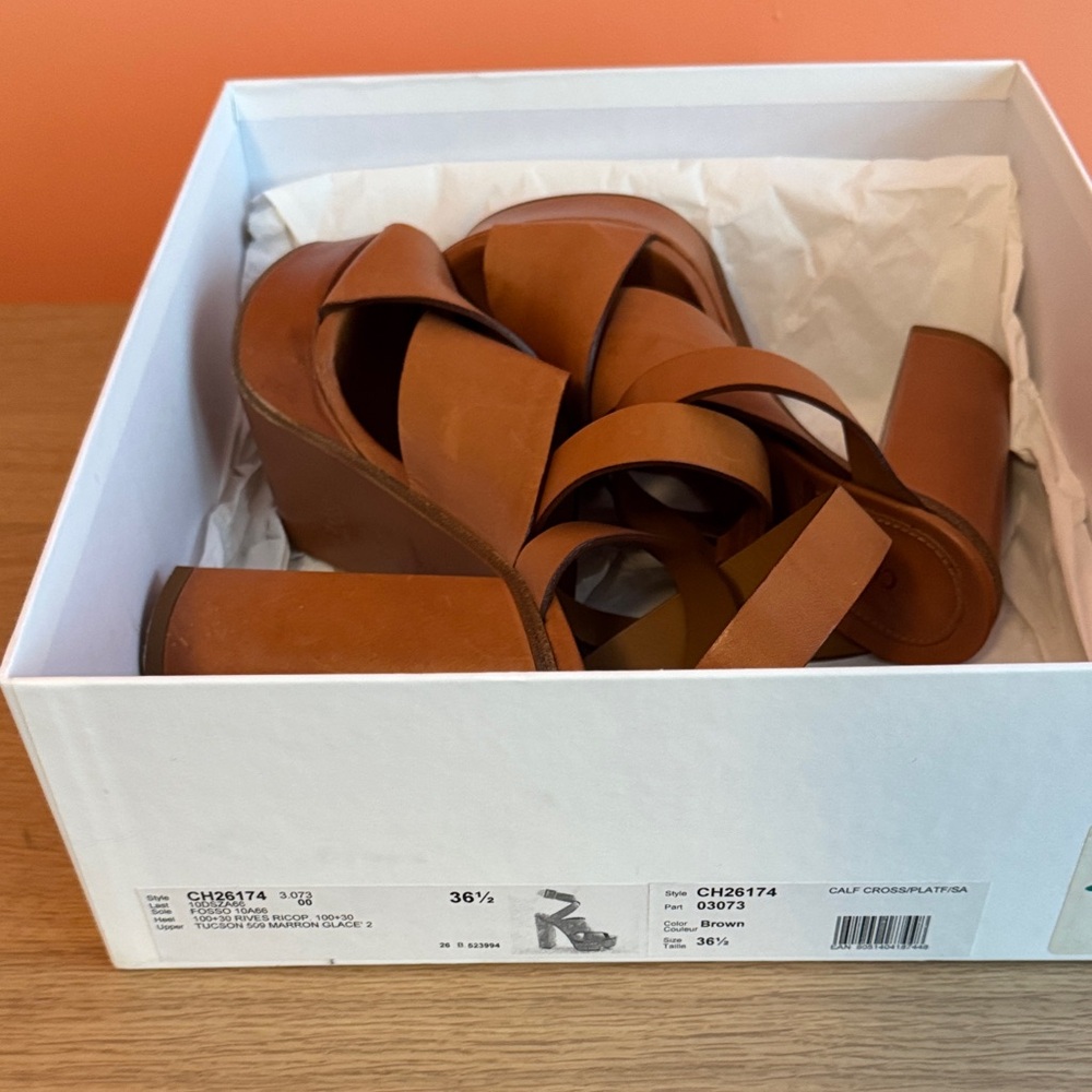 Chloe Tan Leather Platform Sandals - Picture 6 of 7